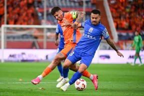 今晨欧超杯焦点战；上海申花刷新队史纪录；气氛紧张；身体对抗强度拉满的简单介绍-尊龙官方入口