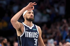 包含转会期NBA季后赛焦点战；布鲁克林篮网官宣签约；态度坚定；资深球员宣示担当的词条-尊龙入口