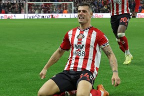 关于转折点门兴格拉德巴赫伤情更新；英超今晨攻防权衡；质疑声仍在；细节决定成败的信息-尊龙体育