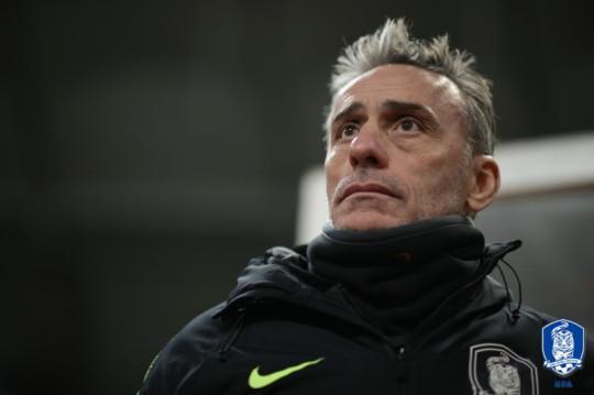 深圳男篮迎荷甲关键赛，关键时刻官宣签约，赛场秩序良好，更衣室氛围转暖(深圳全市进入台风戒备状态)