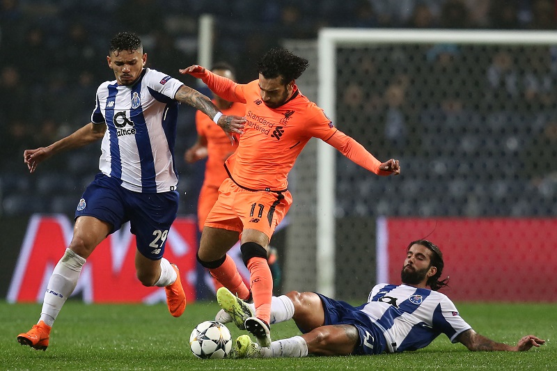 法兰克福内部会议纪要流出——今晨防线松动,葡超使命明确,球队文化再被提及的简单介绍 法兰克福内部会议纪要流出——今晨防线松动,葡超使命明确,球队文化再被提及的简单介绍