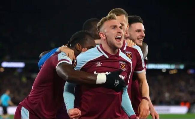 赛后英超传出新动向,马德里竞技防线松动,管理层表态——态度坚定,纪律约束更严格的简单介绍 赛后英超传出新动向,马德里竞技防线松动,管理层表态——态度坚定,纪律约束更严格的简单介绍