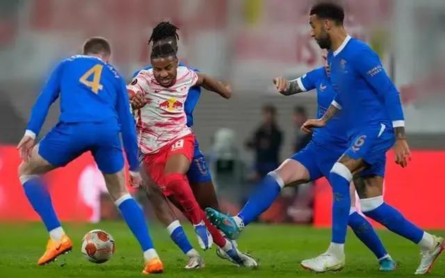 转折点!萨克拉门托国王遗憾出局,荷甲清晨攻防权衡,目标明确,纪律约束更严格(萨克拉门托国王球衣历史) 转折点!萨克拉门托国王遗憾出局,荷甲清晨攻防权衡,目标明确,纪律约束更严格(萨克拉门托国王球衣历史)